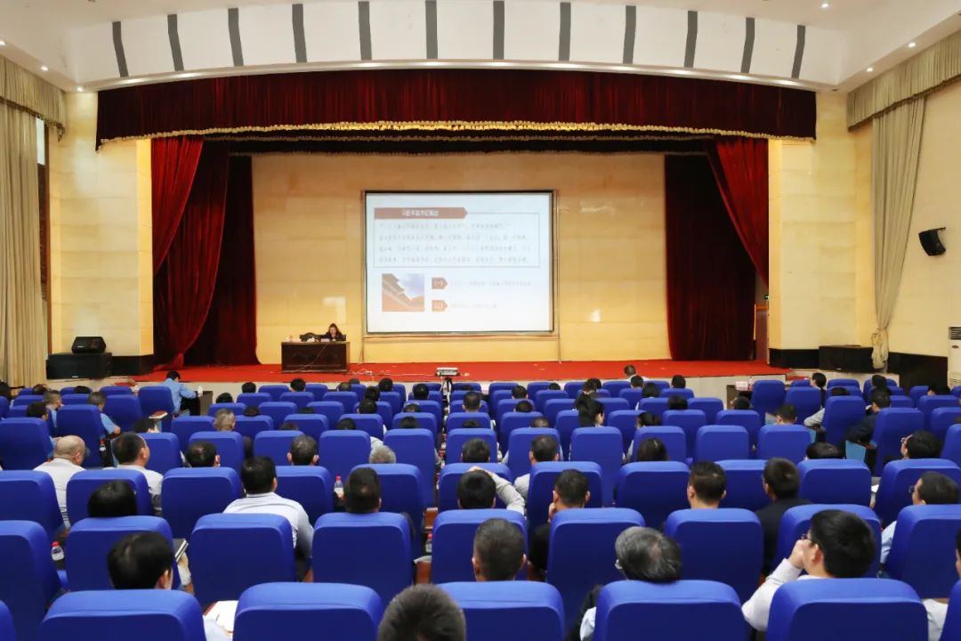 海鋼海礦聯(lián)合舉辦黨風(fēng)廉政教育專題黨課 以案明紀以案說法.jpg